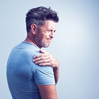 7 Causes And Symptoms Of Right Shoulder And Arm Pain