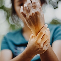 When Is It Time To See OrthoNY For Carpal Tunnel Syndrome?